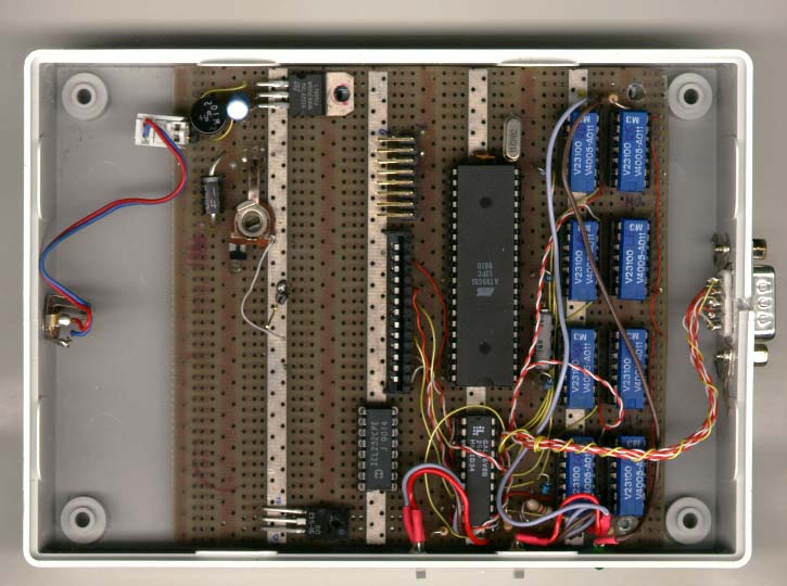 View of Attenuator Controller inside (electronic board) [jpg, 300dpi, 72kB]